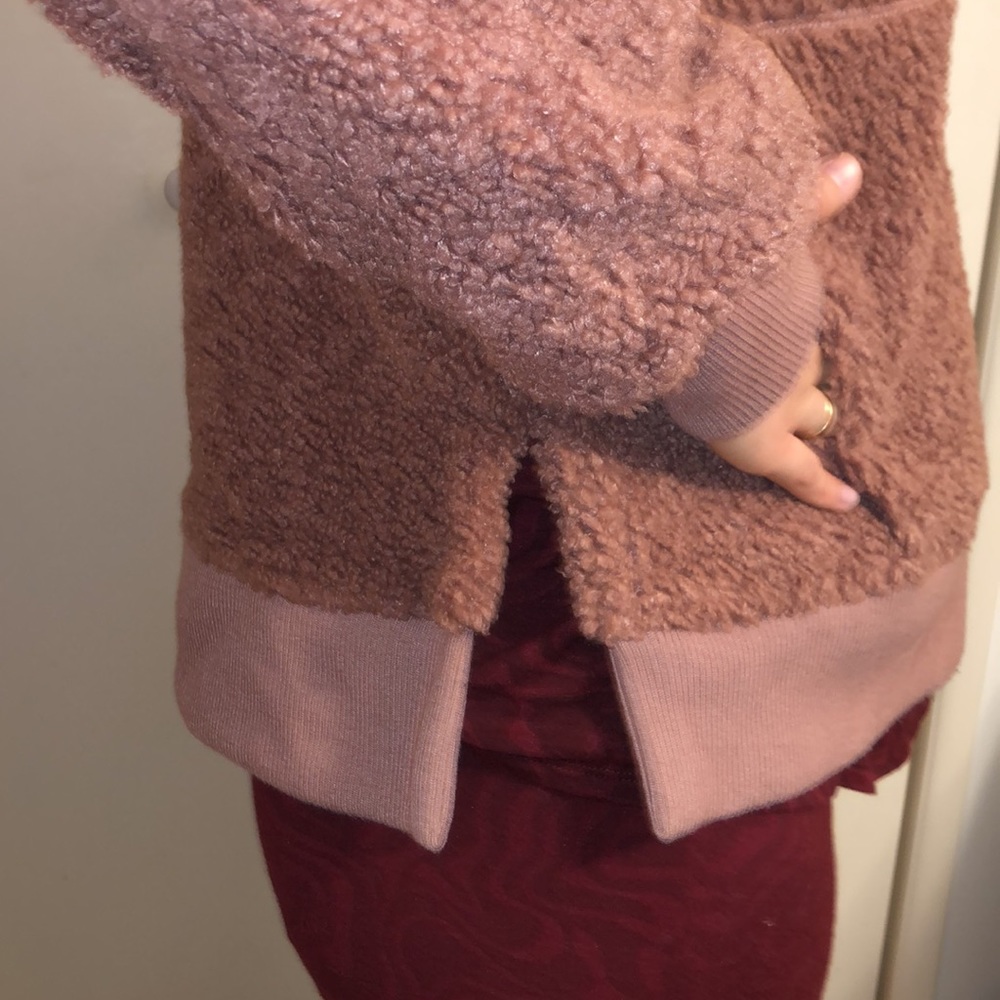Sherpa Jacket - Picture 3 of 7